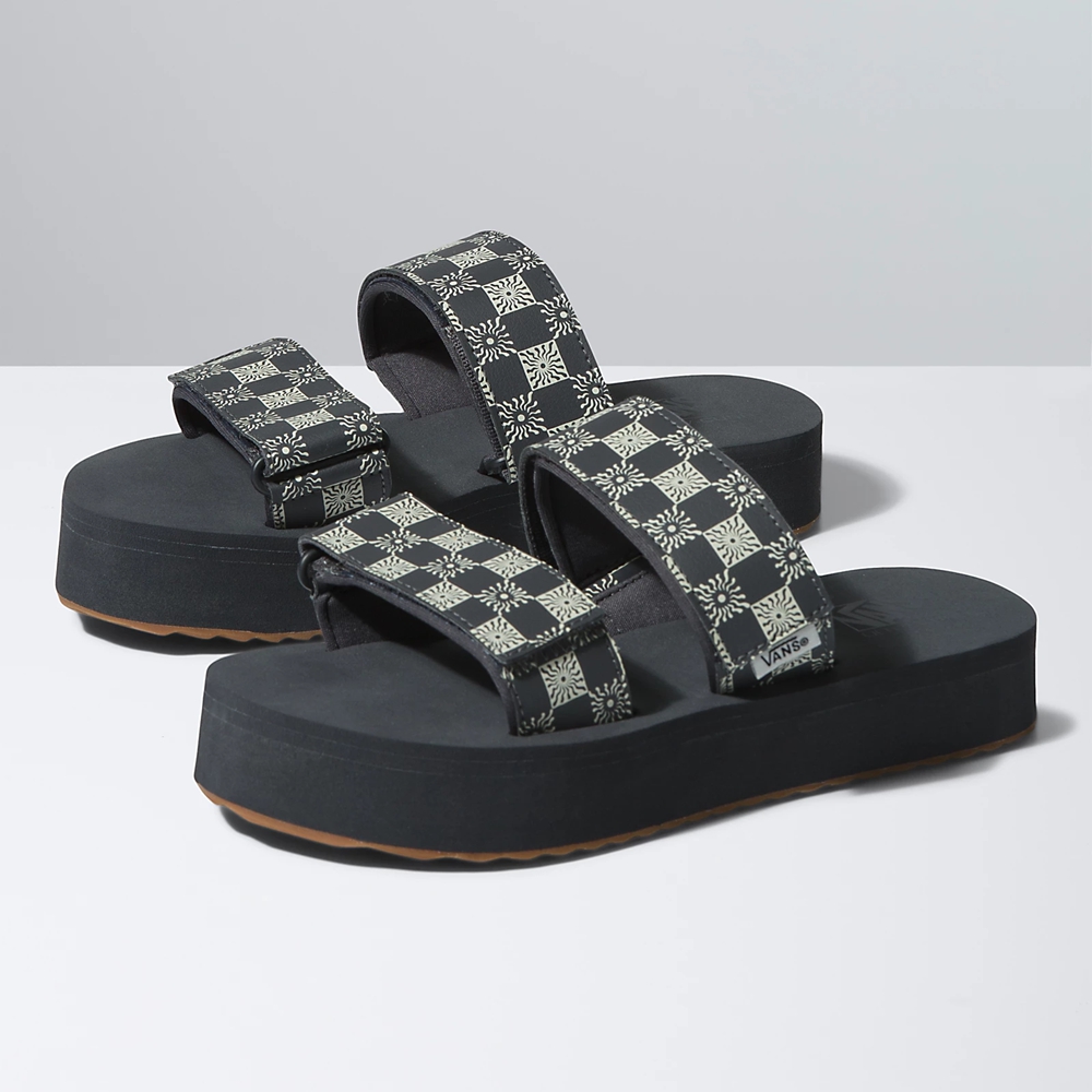 Vans Cayucas Slapky Mega Platforme Čierne | VN063W8YS95
